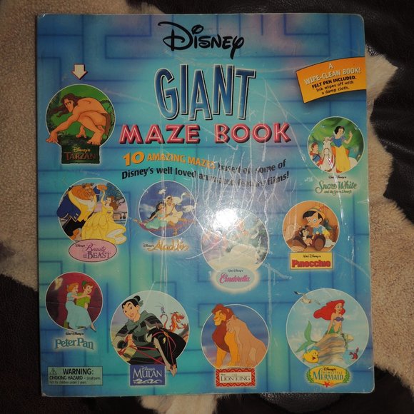 Disney Giant Maze Book - Picture 2 of 5
